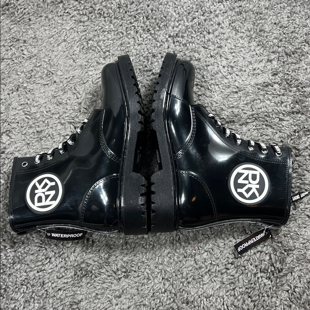 DKNY Combat Boots Womens Size 9 - Picture 7 of 14